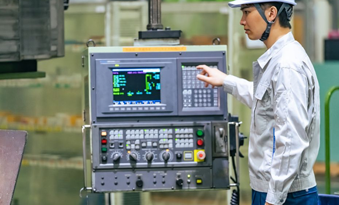 経験の機会がない故障修理手順の教育にVRを活用